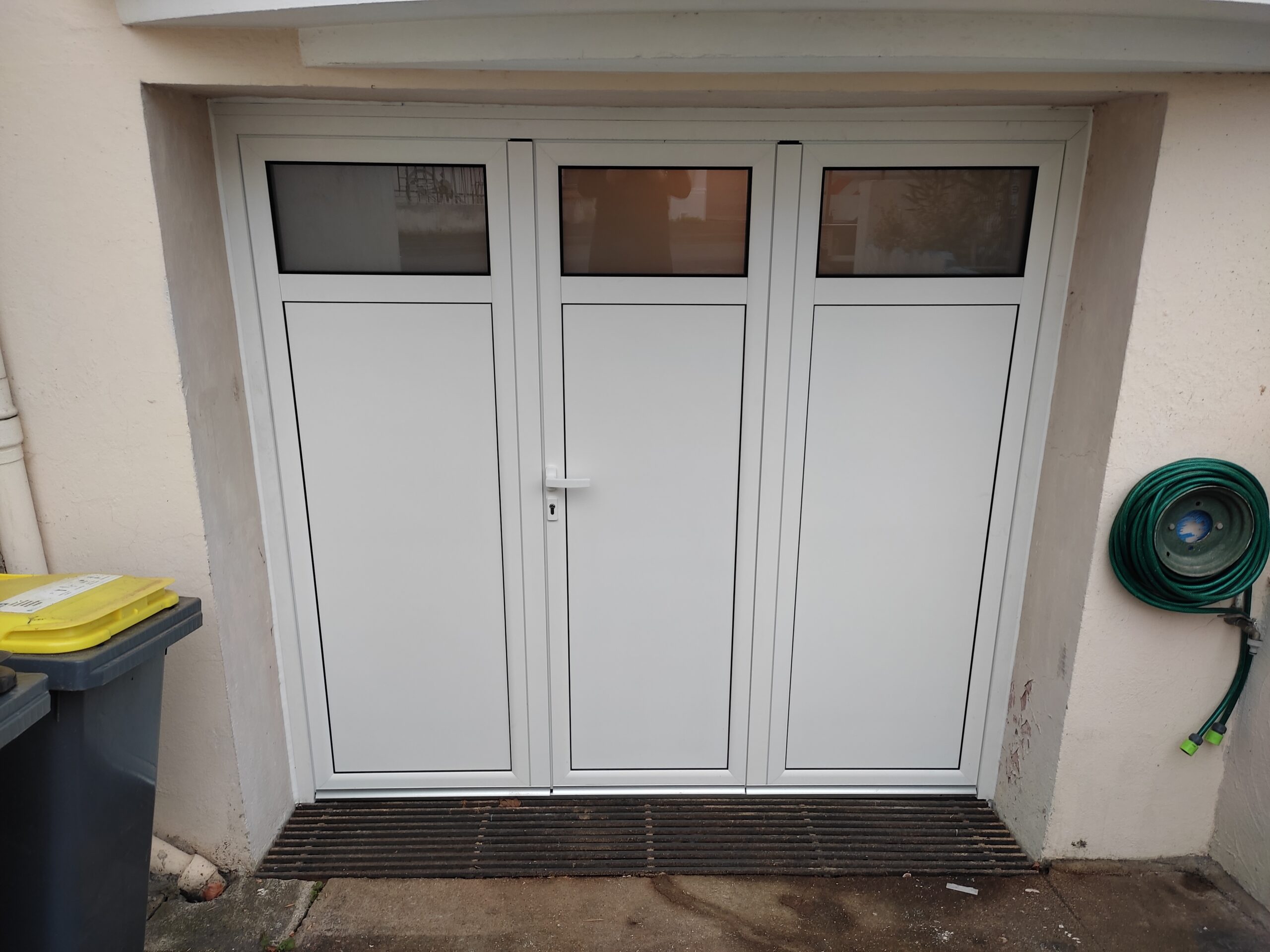 Portes de garage battantes