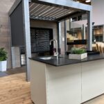 Cuisine d'été avec pergola